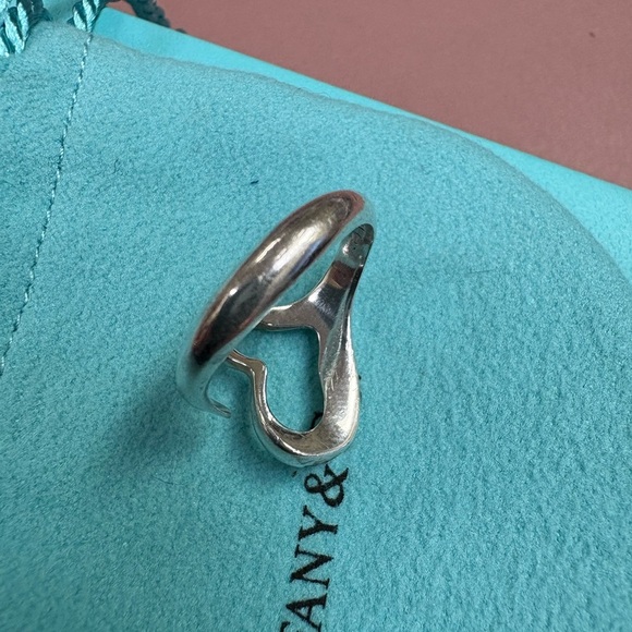Tiffany & Co. Sterling Silver Open Heart Ring - Authentic - Picture 3 of 8